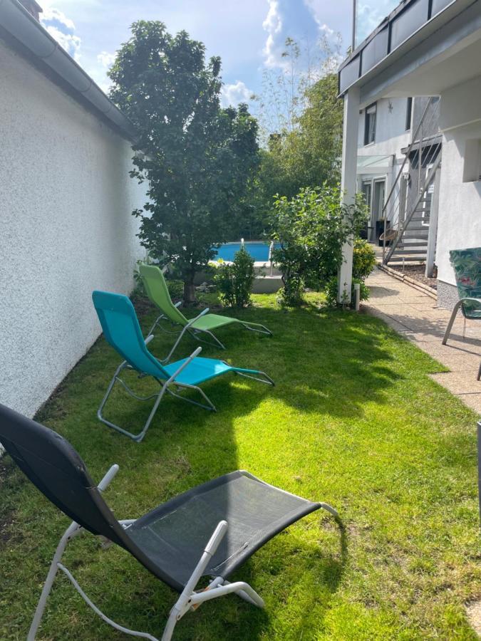 Cheap Outlet Center Apartment With Pool Parndorf Exterior photo