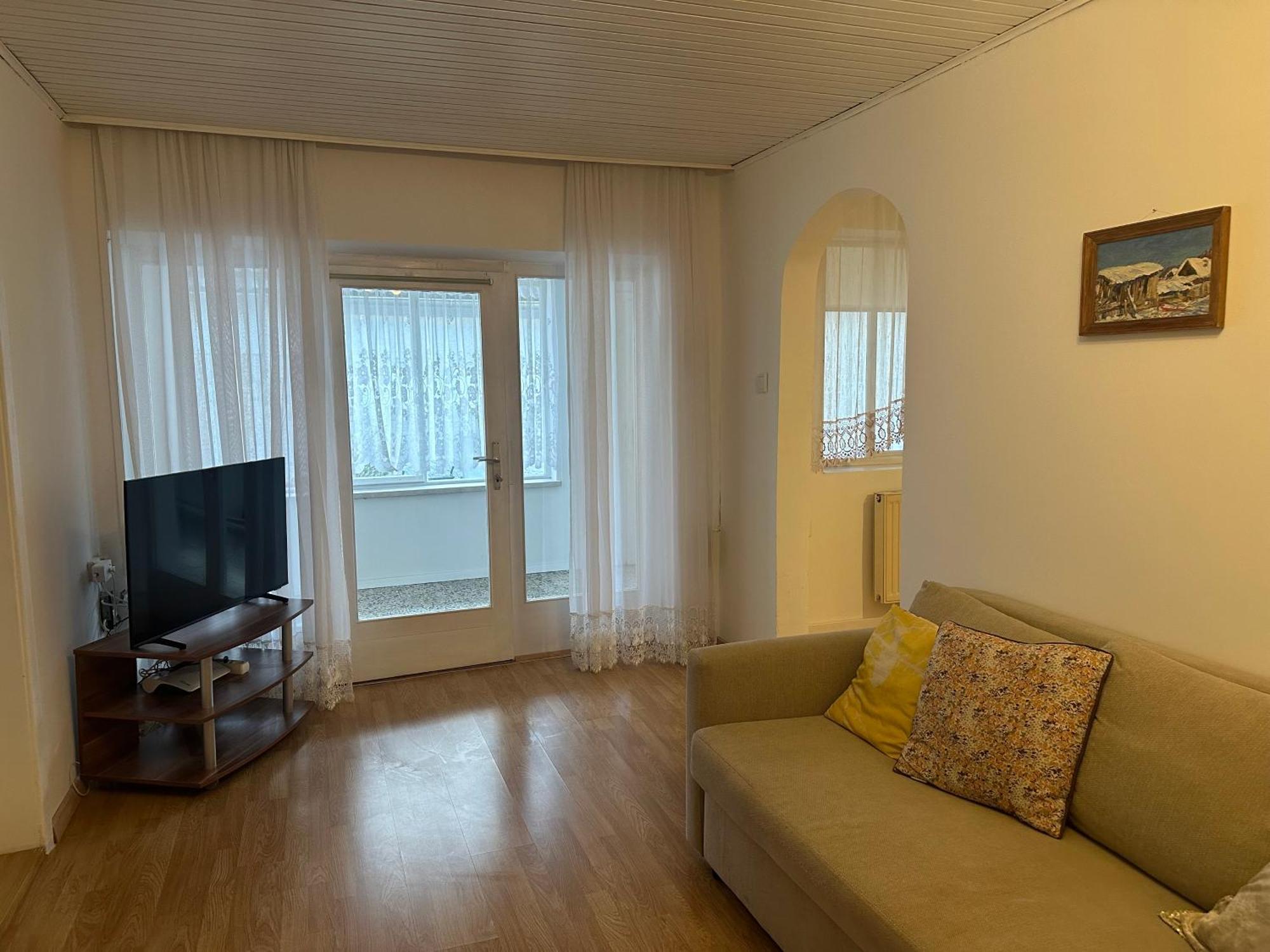 Cheap Outlet Center Apartment With Pool Parndorf Exterior photo